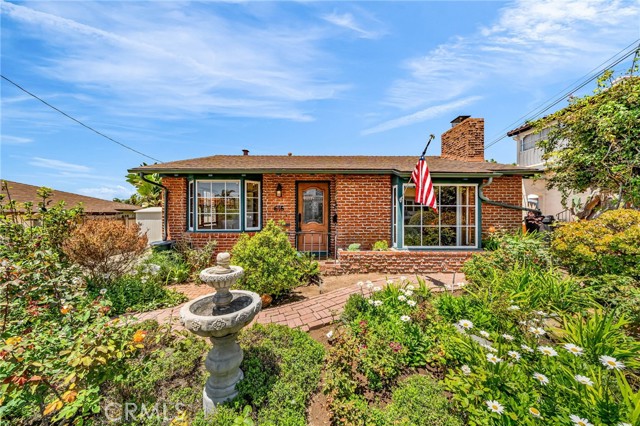 616 Rushville Street, La Jolla CA: https://media.crmls.org/medias/1dc67933-fa29-47cd-bee2-b4280fca0c33.jpg