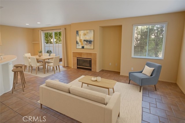 Detail Gallery Image 3 of 22 For 24163 Arrowhead Ct, Valencia,  CA 91354 - 3 Beds | 3 Baths