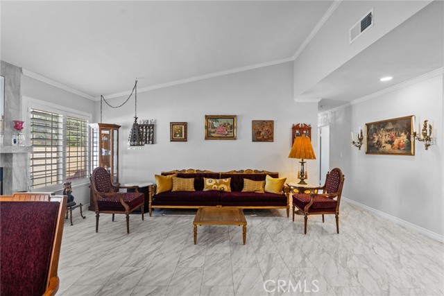 Detail Gallery Image 10 of 37 For 25536 Old Course Way, Valencia,  CA 91355 - 3 Beds | 2 Baths
