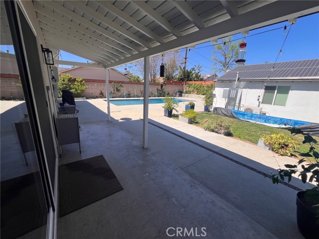 Detail Gallery Image 24 of 37 For 20933 Hemmingway St, Canoga Park,  CA 91304 - 4 Beds | 3 Baths