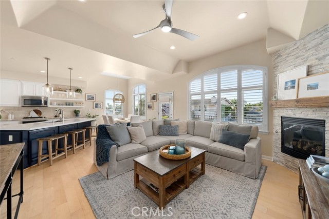 Detail Gallery Image 15 of 38 For 215 Placentia, Pismo Beach,  CA 93449 - 3 Beds | 3/1 Baths