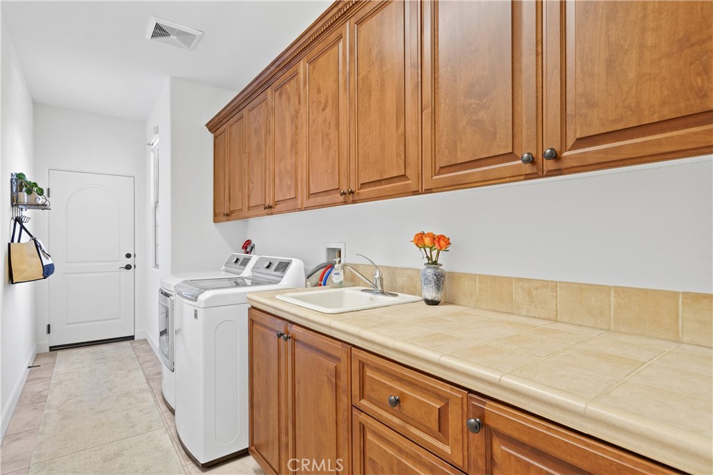 MLS #OC26014644 image #33