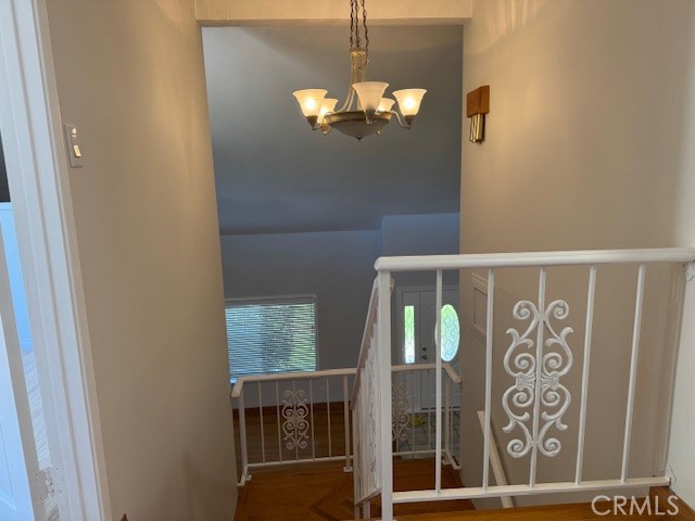 Detail Gallery Image 12 of 24 For 10645 Willowbrae Ave, Chatsworth,  CA 91311 - 3 Beds | 2/1 Baths