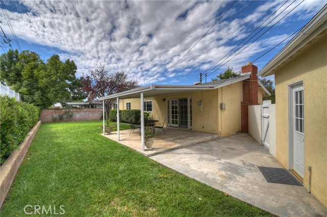 1315 Stillman, Redlands CA: https://media.crmls.org/medias/1dc8de2d-ca63-4d60-a0bd-139a0841bbb8.jpg