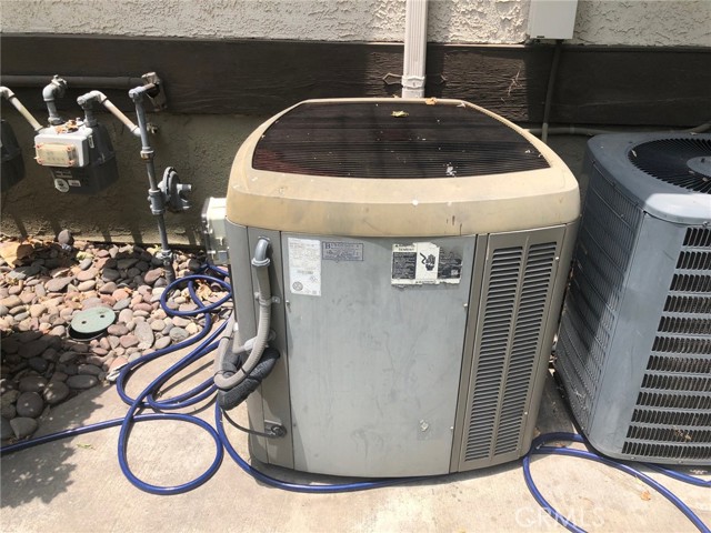 1169 E Cornell Avenue, Redlands CA: https://media.crmls.org/medias/1dc90366-d4d5-4751-847b-54e628622c6a.jpg