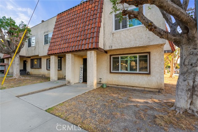 15900 Rowland Street, La Puente CA: https://media.crmls.org/medias/1dc9734b-f0d4-488e-883f-8c87c3c6eb04.jpg