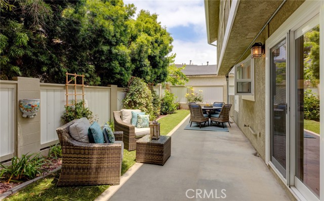 2301 Marshallfield Lane, Redondo Beach, California 90278, 3 Bedrooms Bedrooms, ,1 BathroomBathrooms,Residential,Sold,Marshallfield,PV23103606