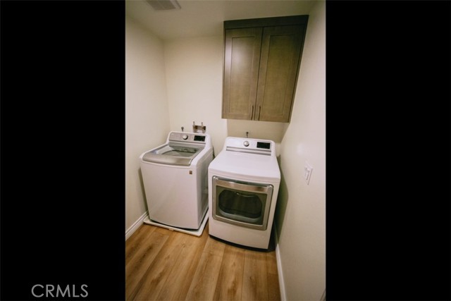 2850 Wagon Wheel Rd, Oxnard CA: https://media.crmls.org/medias/1dcace2f-be95-4768-a7e1-675afedf82c5.jpg