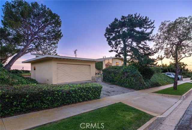 Detail Gallery Image 2 of 71 For 4012 Stalwart Dr, Rancho Palos Verdes,  CA 90275 - 4 Beds | 2/1 Baths