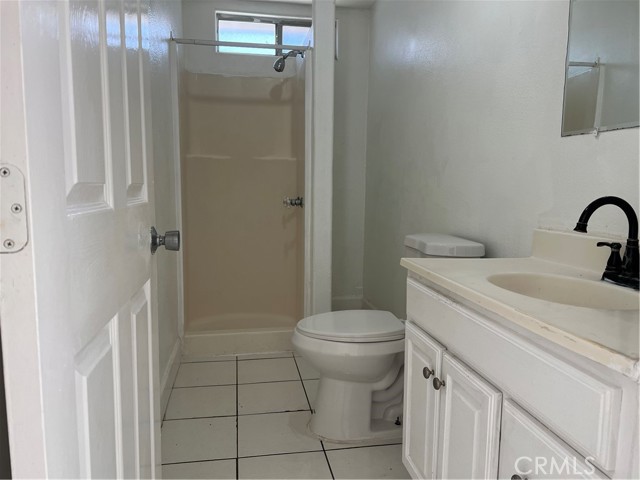 1136 Cary Avenue, Wilmington CA: https://media.crmls.org/medias/1dcb8462-56eb-473f-81fd-45a75a382e81.jpg