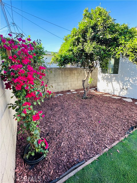 Detail Gallery Image 18 of 30 For 3634 Caspian, Long Beach,  CA 90810 - 4 Beds | 2 Baths