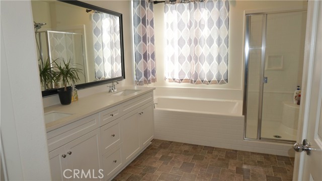 Detail Gallery Image 25 of 48 For 6895 Baroque Ct, San Bernardino,  CA 92407 - 5 Beds | 4 Baths