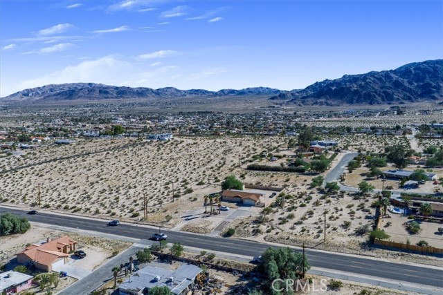 73255 Two Mile Road, 29 Palms CA: https://media.crmls.org/medias/1dcce09b-eac7-45b5-924e-a19a650f49ca.jpg