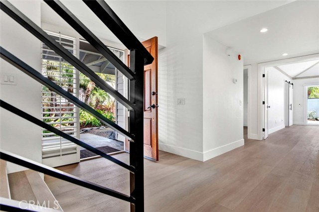 Detail Gallery Image 8 of 65 For 804 Gardenia, Corona Del Mar,  CA 92625 - 2 Beds | 2 Baths