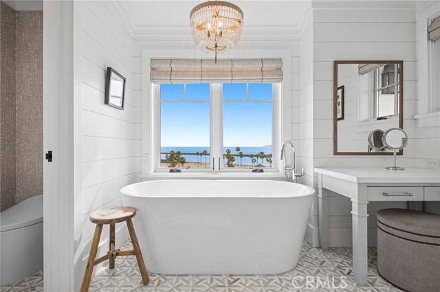 Detail Gallery Image 25 of 47 For 3000 Ocean Bld, Corona Del Mar,  CA 92625 - 5 Beds | 5/2 Baths