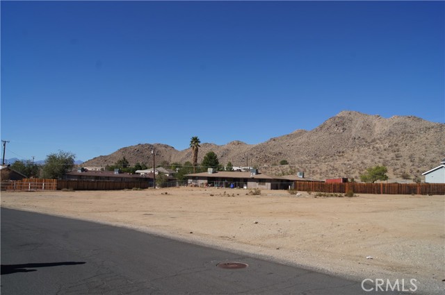 0 Carlisle Rd, Apple Valley, California 92307, ,Land,For Sale,0 Carlisle Rd,CRPF22219723