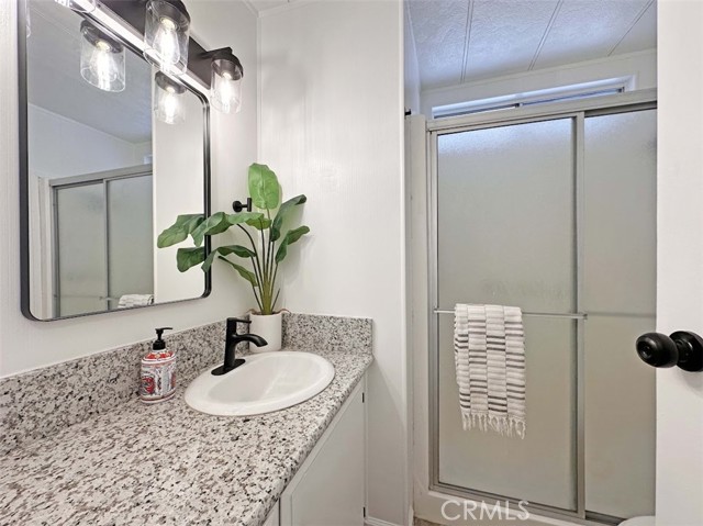 Detail Gallery Image 10 of 21 For 199 Juniper, Palm Springs,  CA 92264 - 2 Beds | 2 Baths