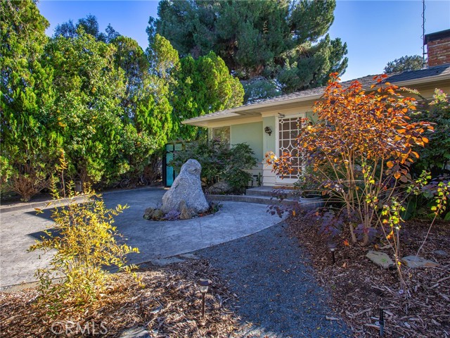 Detail Gallery Image 3 of 62 For 10404 Margate St, North Hollywood,  CA 91601 - 3 Beds | 2 Baths