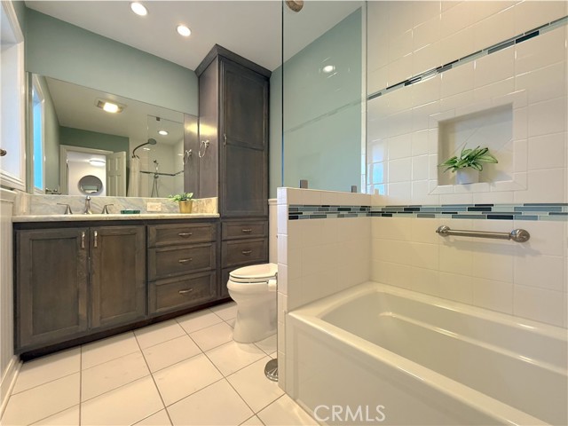 2662 E 2nd Street, Long Beach CA: https://media.crmls.org/medias/1dce1b9d-a90c-433c-9e17-c281fa6ef8d8.jpg