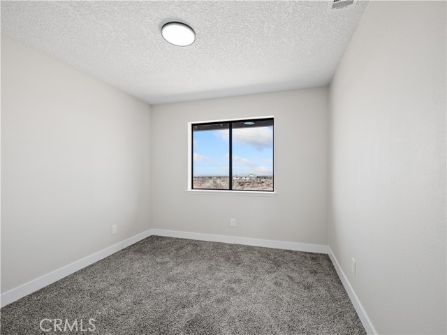 Detail Gallery Image 20 of 38 For 5620 Ailanthus St, Phelan,  CA 92371 - 4 Beds | 2 Baths