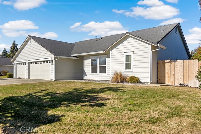 Detail Gallery Image 4 of 33 For 2010 Pebblestone, Red Bluff,  CA 96080 - 3 Beds | 2 Baths