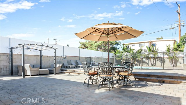 Detail Gallery Image 23 of 26 For 721 E Elmwood, Burbank,  CA 91501 - 3 Beds | 2 Baths