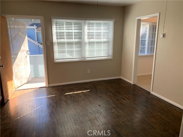 1029 Gladys Ave, Long Beach CA: https://media.crmls.org/medias/1dd26225-9747-4c01-a8d5-8a940c4d9307.jpg