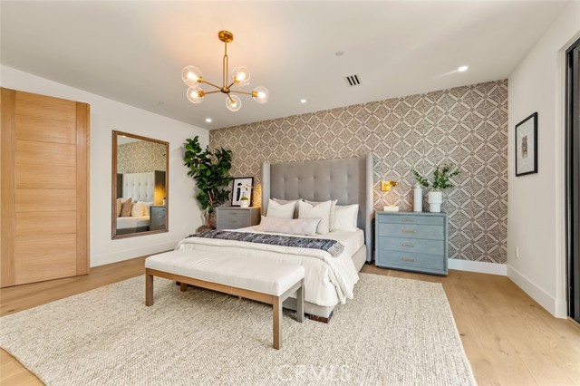 Detail Gallery Image 29 of 53 For 12415 Kling St, Studio City,  CA 91604 - 5 Beds | 6/1 Baths