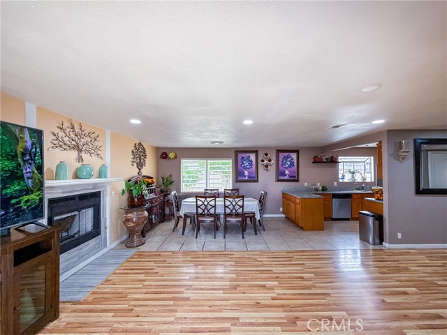 Detail Gallery Image 22 of 47 For 45431 Sancroft Ave, Lancaster,  CA 93535 - 4 Beds | 2 Baths