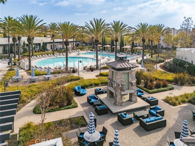 Detail Gallery Image 11 of 60 For 12921 Mission Avenue #102,  Hawthorne,  CA 90250 - 2 Beds | 2/1 Baths