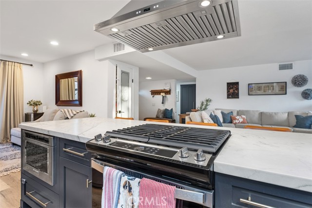 28161 Teton Court, Laguna Niguel CA: https://media.crmls.org/medias/1dd3b0a5-8d78-42ba-adcc-5fea099c4634.jpg
