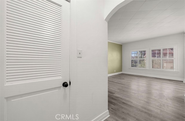 Detail Gallery Image 9 of 26 For 2121 James M Wood Bld #221,  Los Angeles,  CA 90006 - 0 Beds | 1 Baths