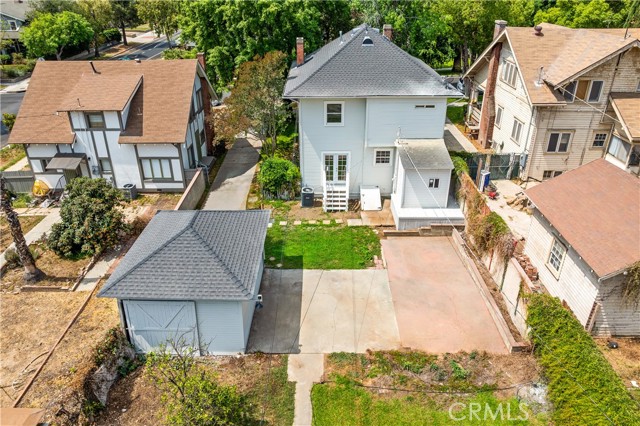 4415 12th Street, Riverside CA: https://media.crmls.org/medias/1dd4d485-14ef-4c26-ad71-8493df17b14c.jpg