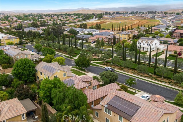 5206 Village Green Lane, Bakersfield CA: https://media.crmls.org/medias/1dd530a0-9fb1-4431-9583-d5eac2587c30.jpg