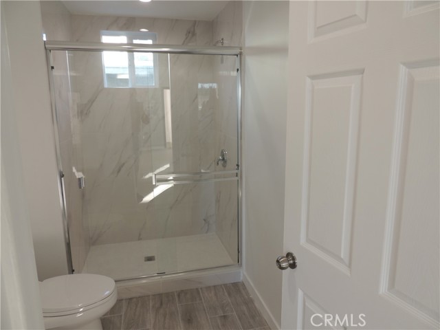 Detail Gallery Image 7 of 14 For 22735 Del Valle St #8,  Woodland Hills,  CA 91364 - 2 Beds | 1 Baths