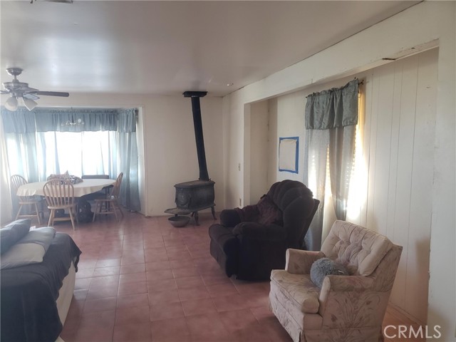 Detail Gallery Image 14 of 27 For 69626 Pluto, Twentynine Palms,  CA 92277 - 5 Beds | 2 Baths