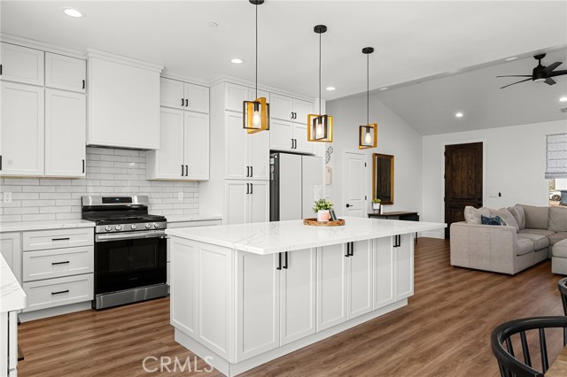 Detail Gallery Image 8 of 34 For 5755 Fickett Ln, Paradise,  CA 95969 - 3 Beds | 2 Baths