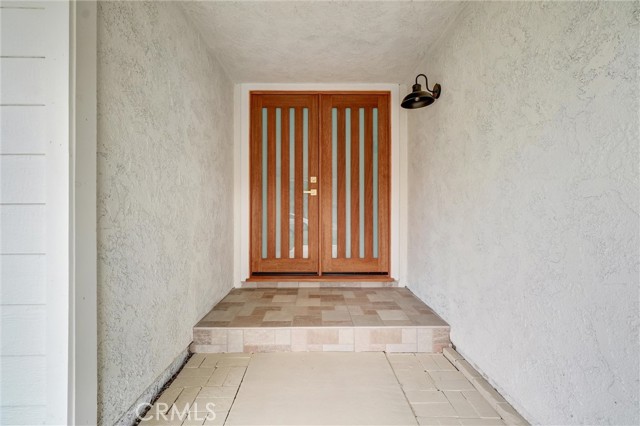 Detail Gallery Image 4 of 33 For 15335 Seine, Irvine,  CA 92604 - 6 Beds | 4 Baths