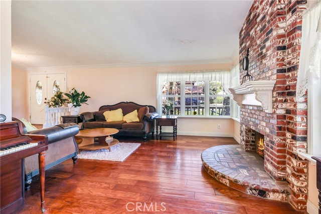 Detail Gallery Image 16 of 59 For 2490 Michigan, Claremont,  CA 91711 - 4 Beds | 2 Baths