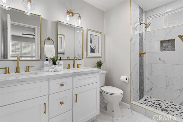 906 E Chalynn Avenue, Orange CA: https://media.crmls.org/medias/1dd6a6ba-54b4-4b8b-9ed1-3ddb98c7326b.jpg