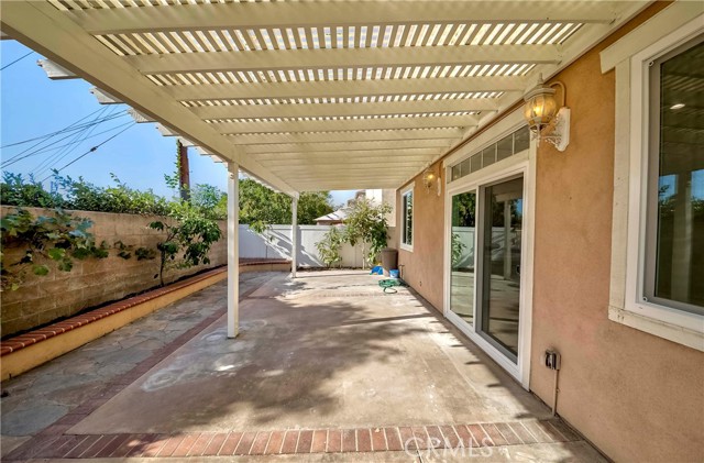 Detail Gallery Image 27 of 35 For 1972 W Blue Violet Ct, Anaheim,  CA 92801 - 3 Beds | 2/1 Baths