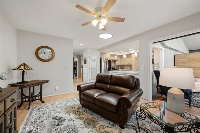 Image 9 of 50 For 675 Barberry Way