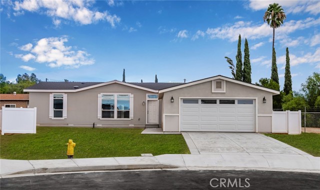 Detail Gallery Image 1 of 34 For 728 Larissa, Perris,  CA 92570 - 3 Beds | 2 Baths