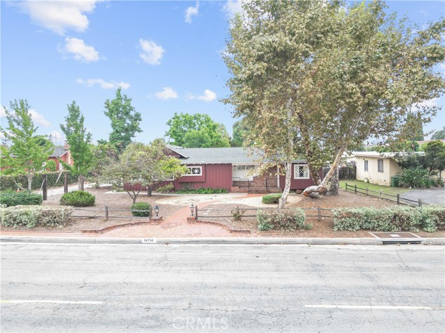 14714 Broadway, Whittier, CA 90604