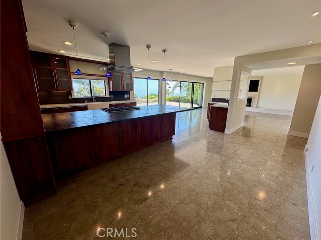 2745 Temple Hills Drive, Laguna Beach CA: https://media.crmls.org/medias/1dd7a3a8-7dea-4582-8ad0-df360d401f31.jpg