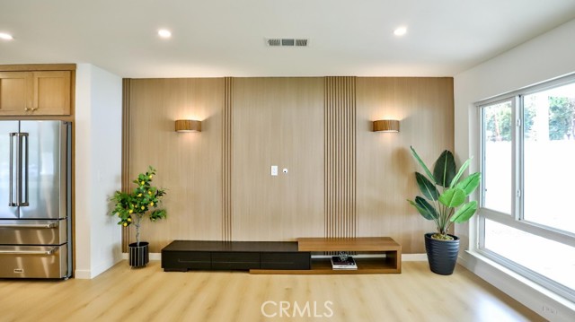2737 Lorenzo Avenue, Costa Mesa CA: https://media.crmls.org/medias/1dd8aebb-7d40-4c02-9377-d96a09637320.jpg