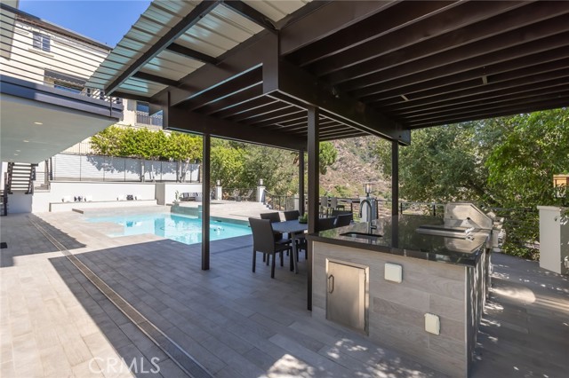 Detail Gallery Image 49 of 62 For 2111 Rimcrest Dr, Glendale,  CA 91207 - 4 Beds | 5 Baths