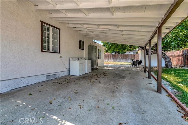 518 E Lime, Monrovia CA: https://media.crmls.org/medias/1dd93b2d-005c-43c6-8d14-ab3afd40c829.jpg