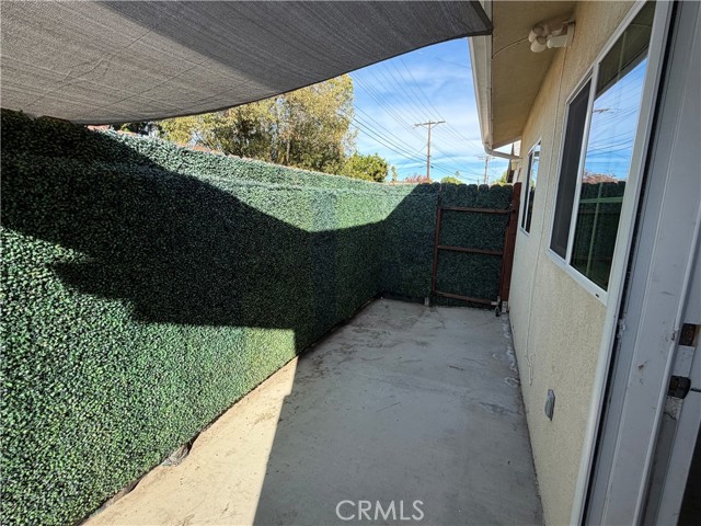 Detail Gallery Image 7 of 8 For 22809 Gault St, West Hills,  CA 91307 - 1 Beds | 1 Baths