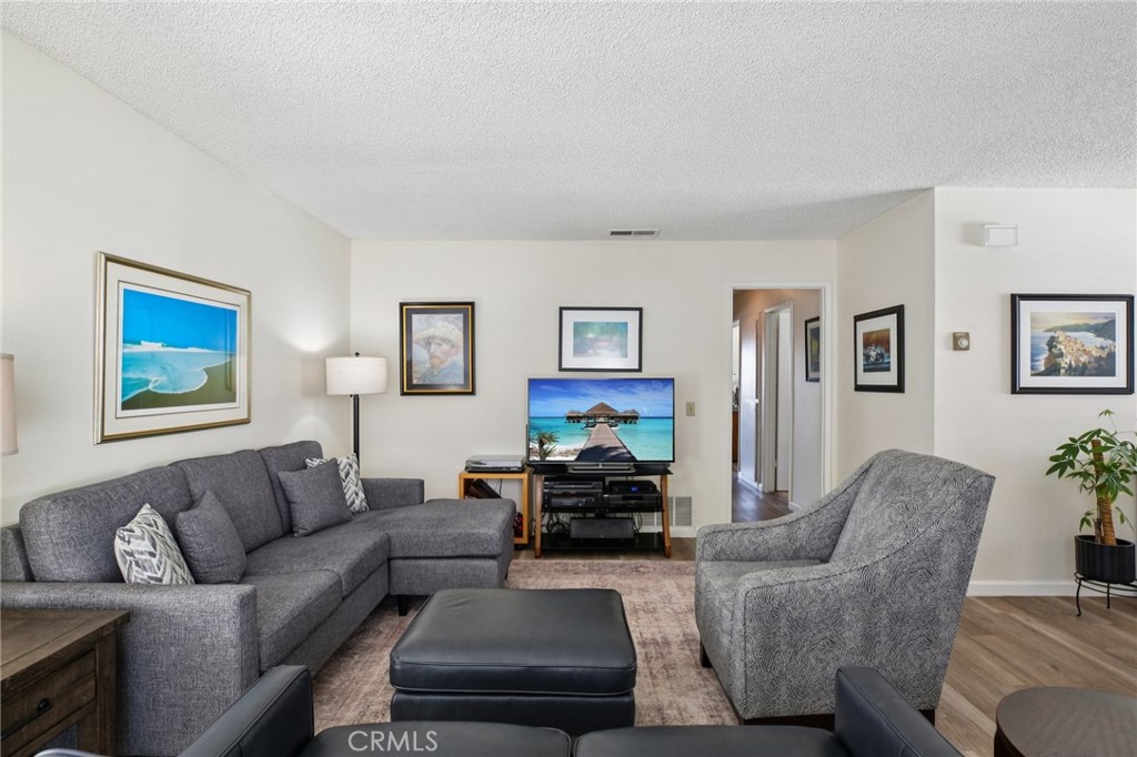 1dd9dc80 1181 46da 846a Cdd0db290ad7